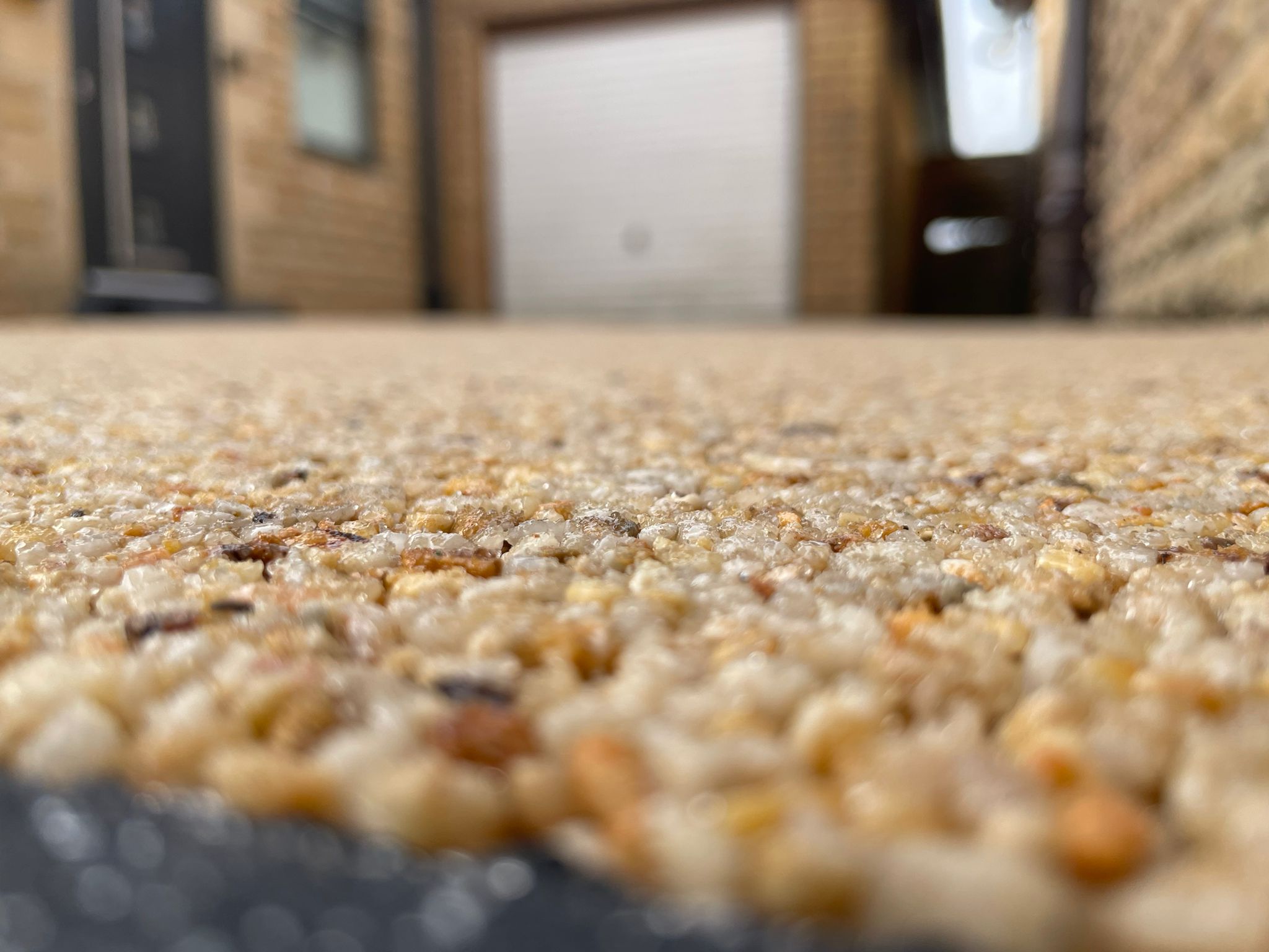 Nicali installs premium resin bound driveways throughout the Central London.